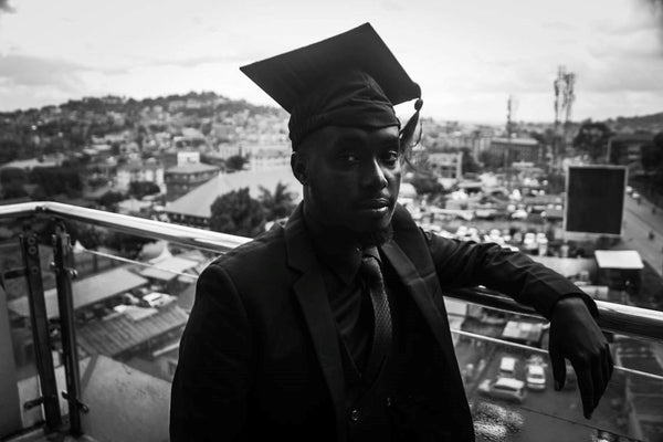 What Suit should I Wear for Graduation?