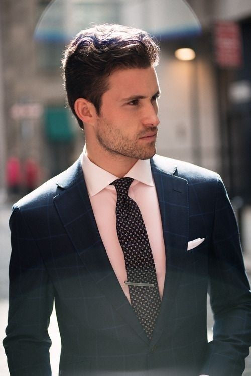 How to Wear a Black Suit and Pink Shirt?