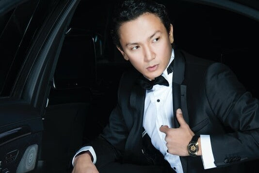What's the Proper Tuxedo Etiquette?