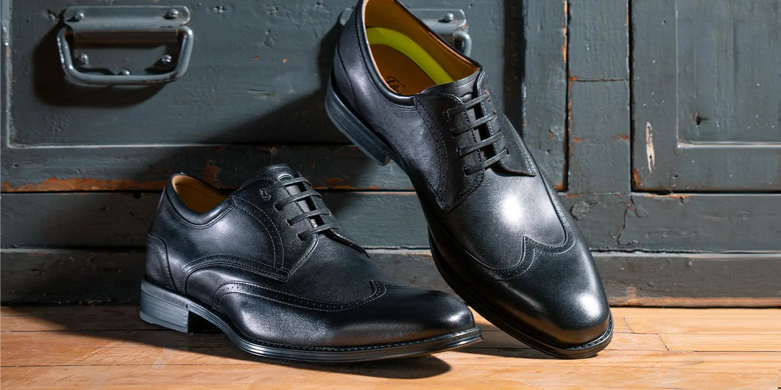 How to Rock Tuxedo Shoes at a Black Tie Event?