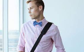 What's the Charm of Classic Bow Ties in Men's Fashion?