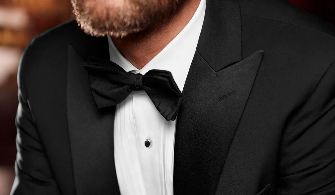 Can I wear a traditional tuxedo to a modern-themed event?