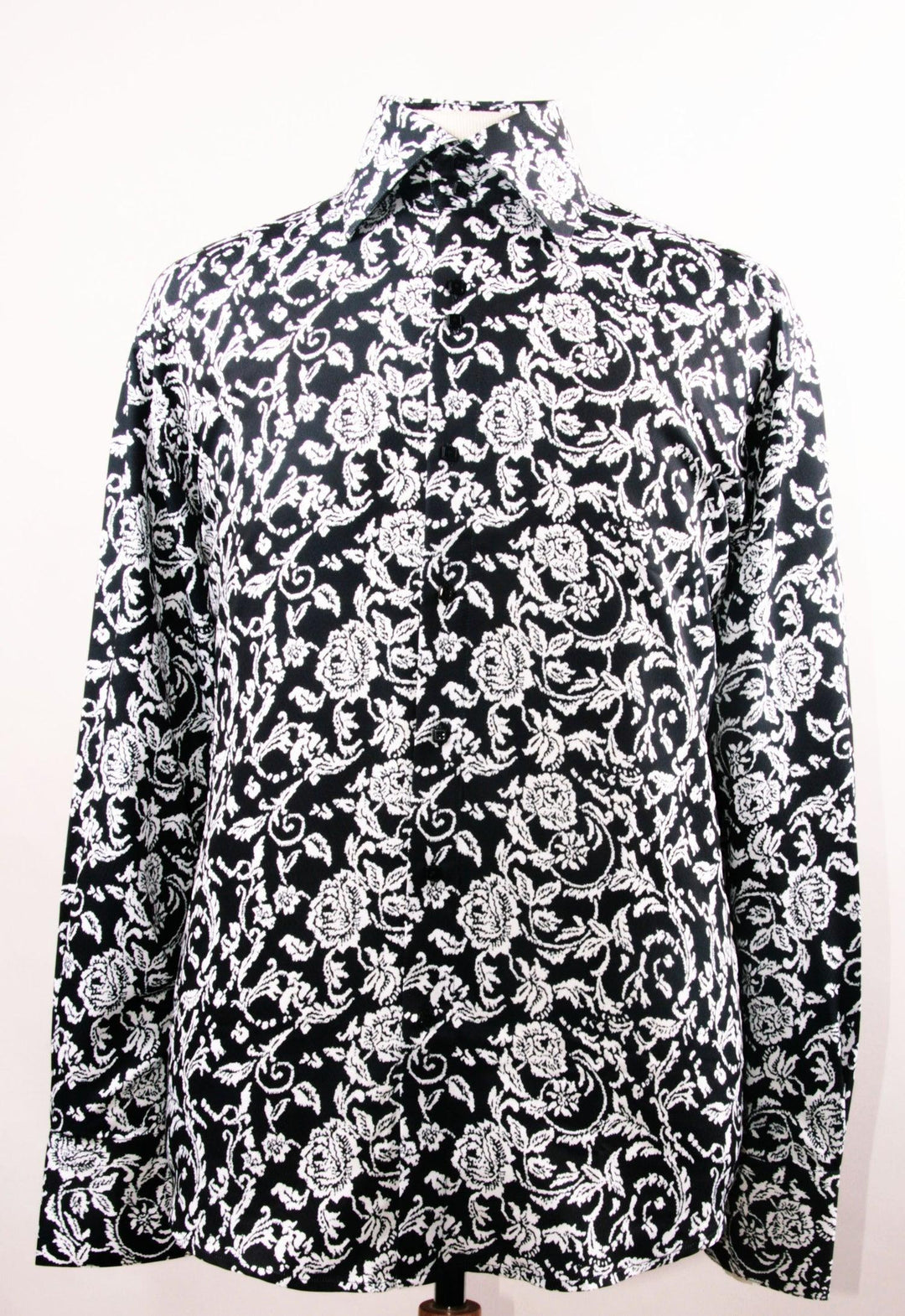 Men's "Daniel Ellissa" Regular Fit Sports Shirt - Fancy Floral Pattern in Black & White - Elegant Mensattire